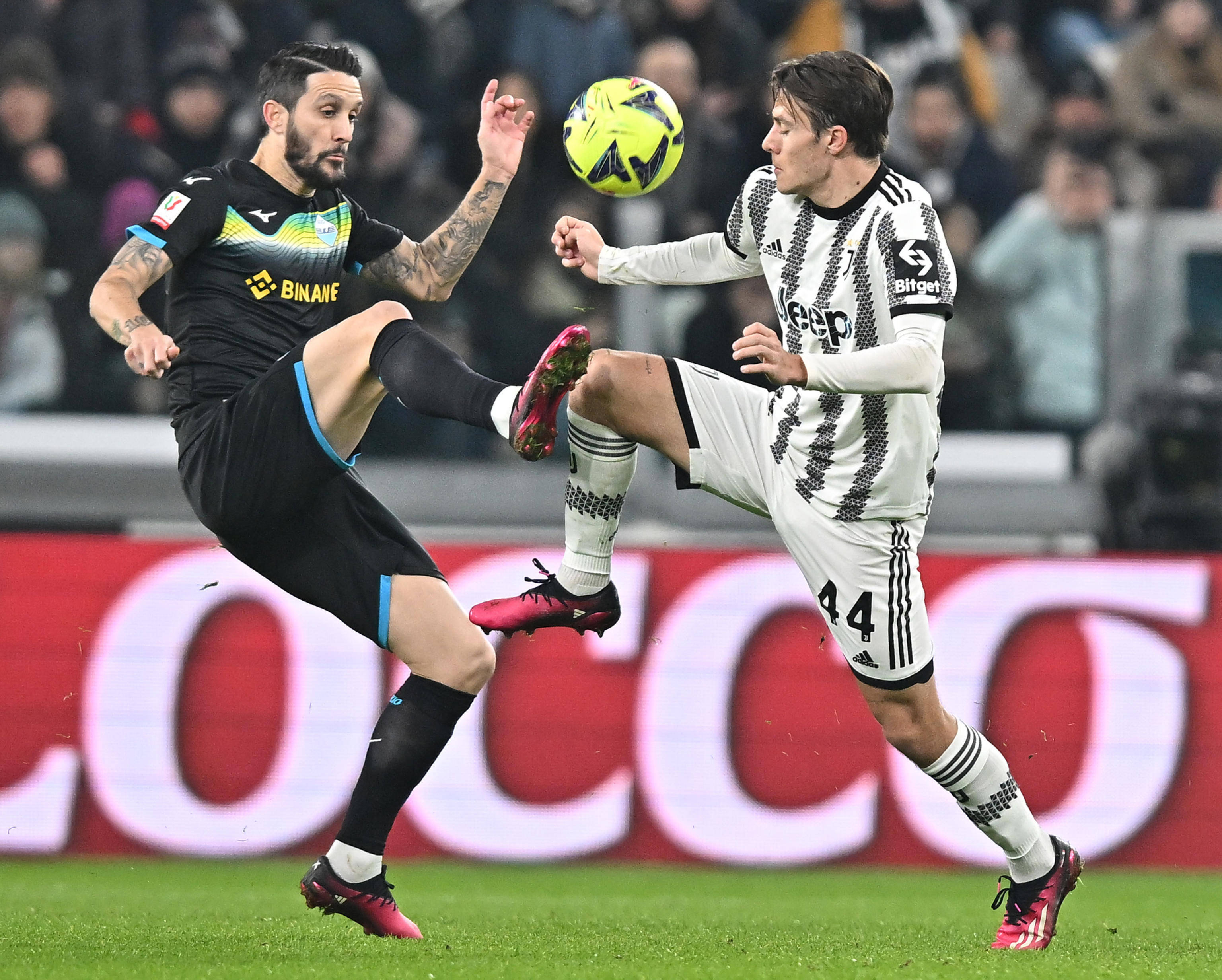 包含克罗地亚队遭遇双杀，失去连胜的词条