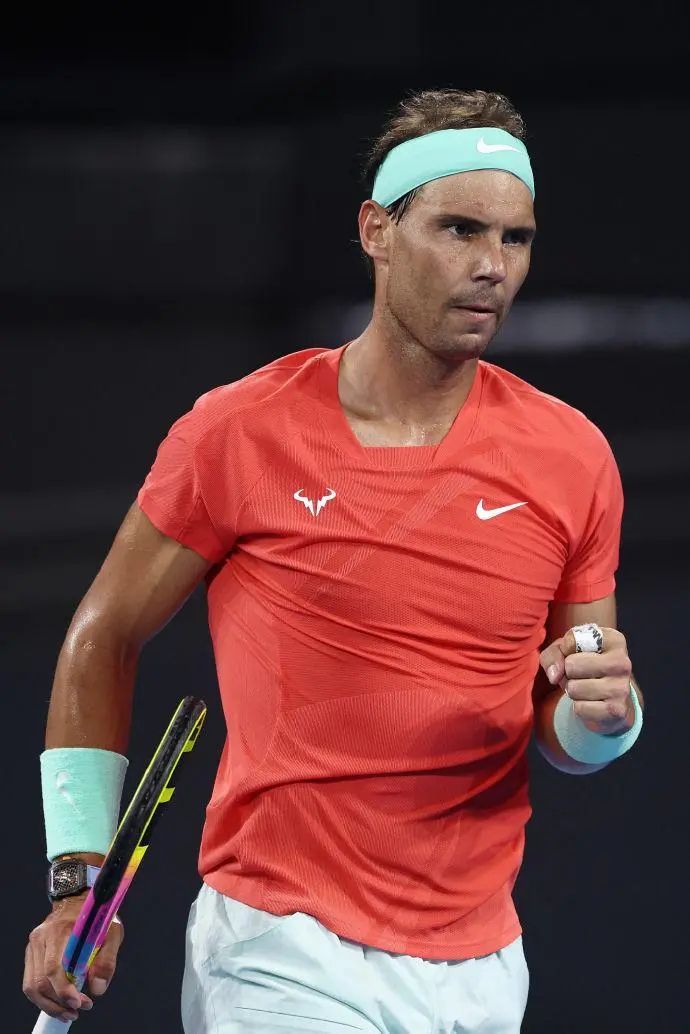 米兰体育app-箭无虚发：美国射箭队横扫对手夺冠的简单介绍