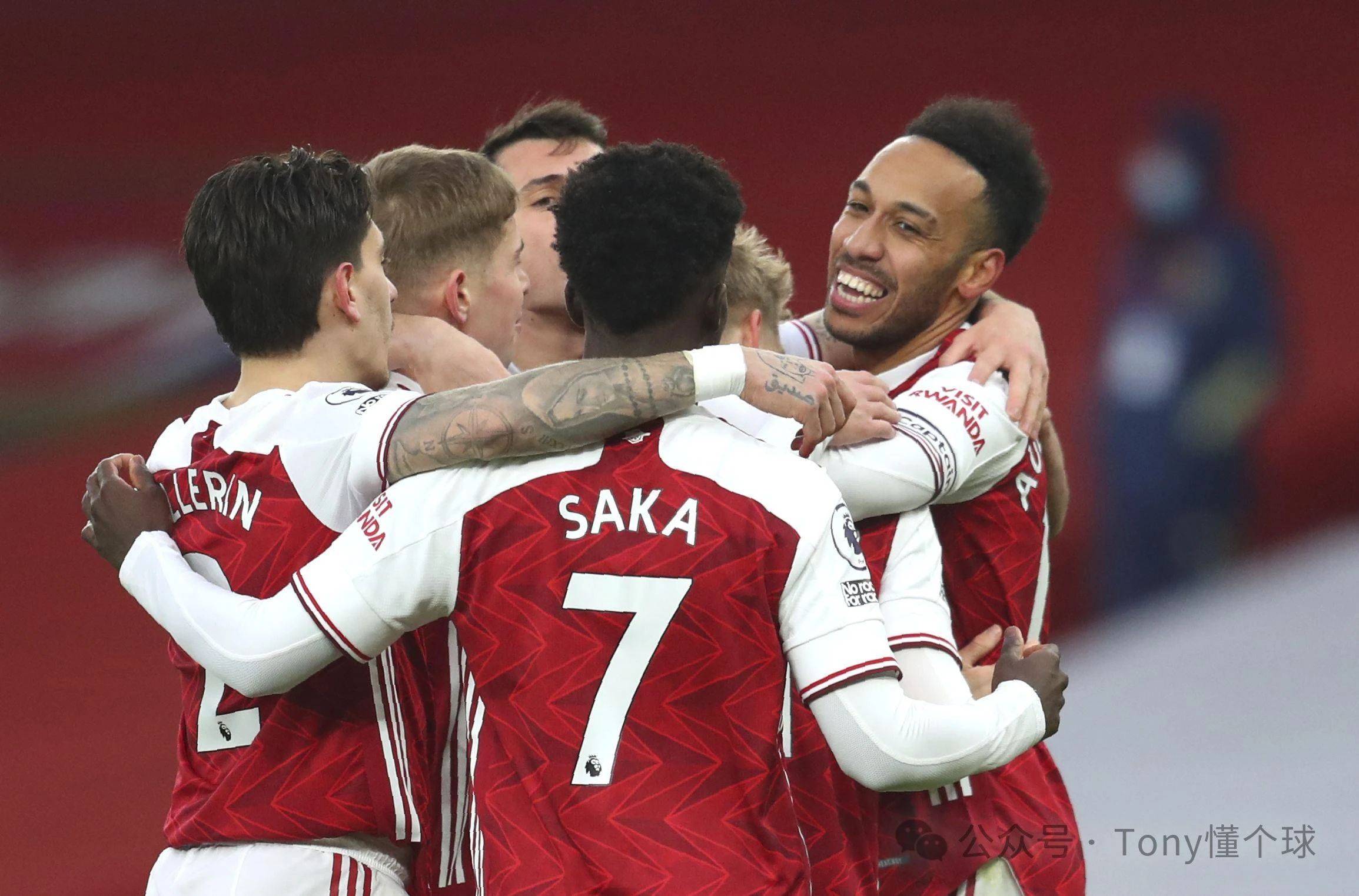 关于阿斯顿维拉客场逆转击败埃弗顿，取得关键胜利的信息