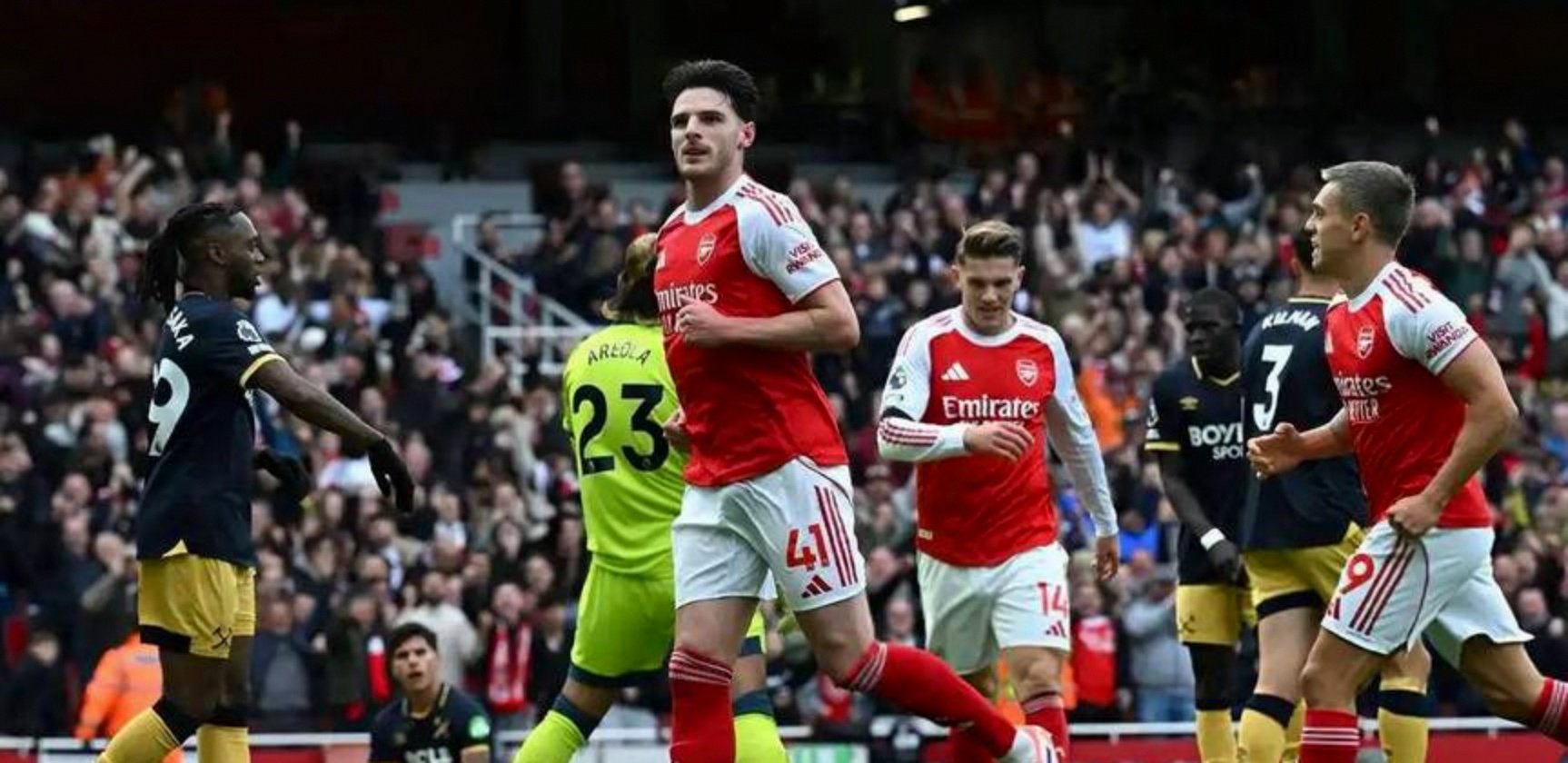 包含桑德兰与曼城较量，英超历史大战谁能稳胜？的词条