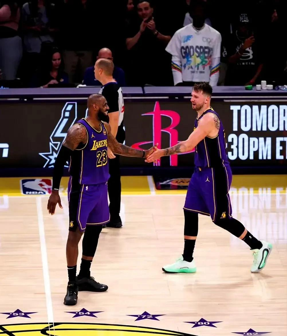 ac米兰下载-包含快船完胜骑士，恩比德点燃赛场的词条