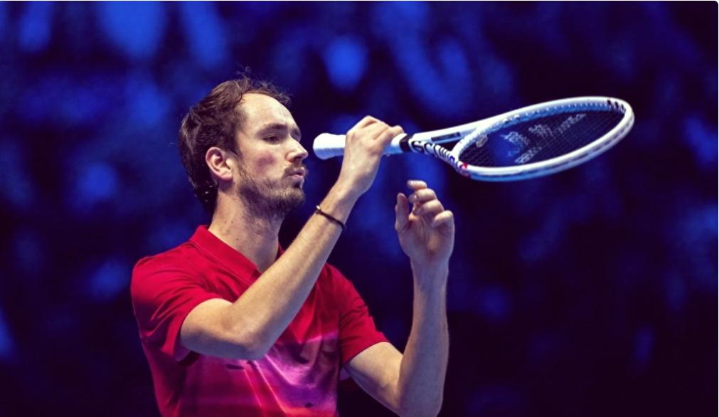 关于年终总决赛完胜ATP总决赛，梅德韦杰夫关键制胜的信息