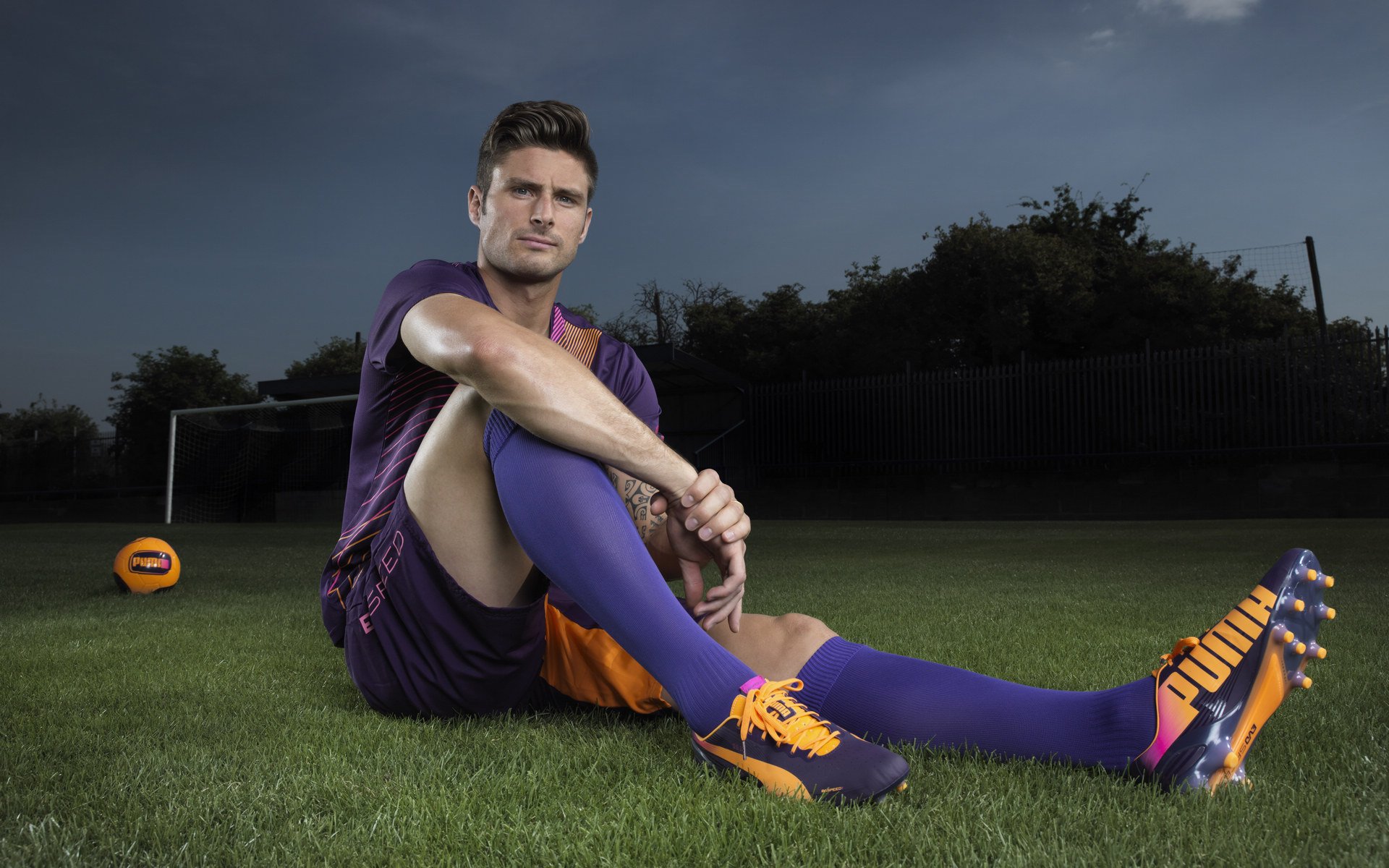 亚洲铁闸锁银河战舰,富安健洋用实力在韩国对阵皇马的舞台上证明自己