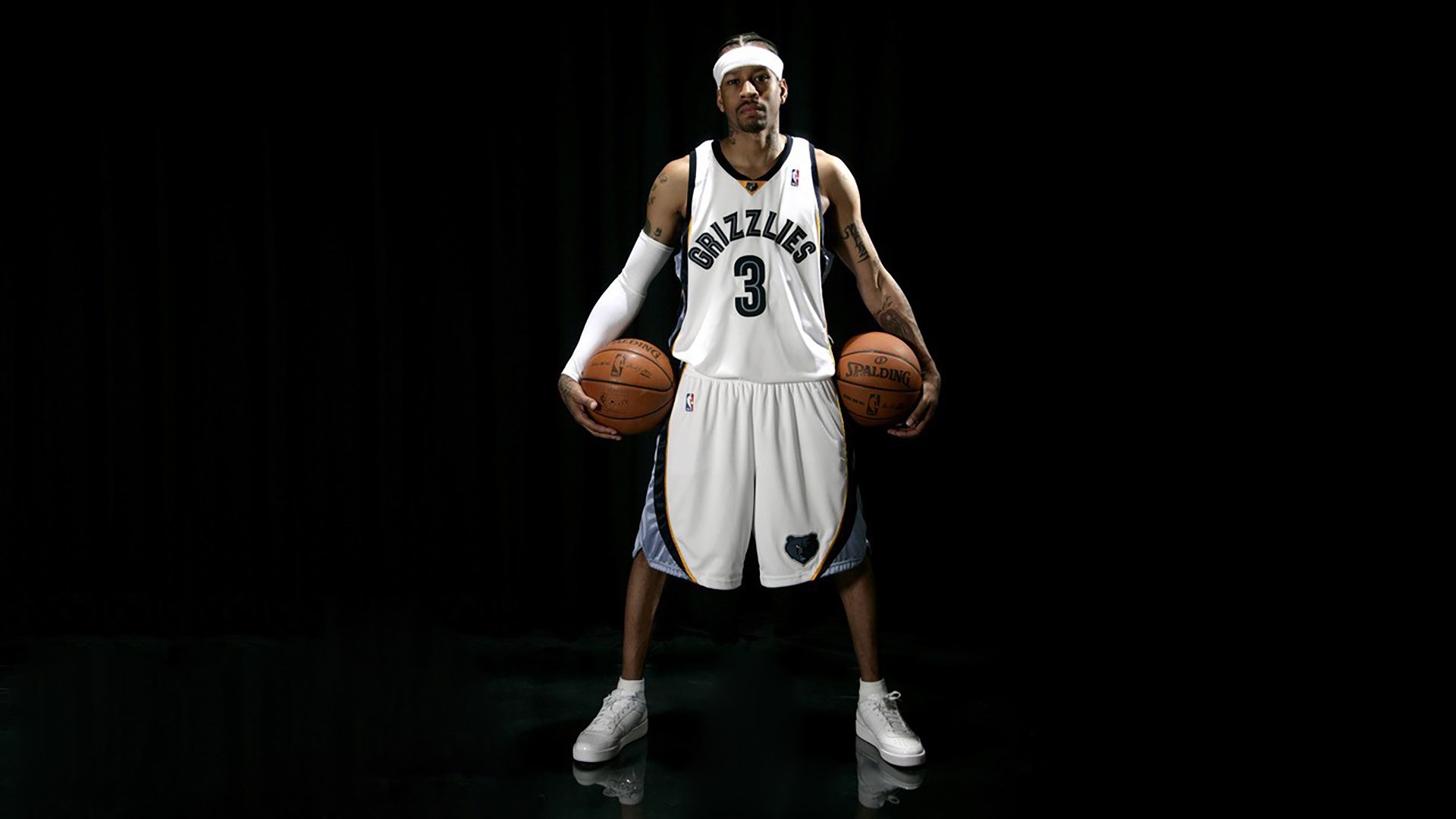 米兰体育下载-跨界竞技场，深圳铁血防守启示录与恩比德的德甲争冠统治力